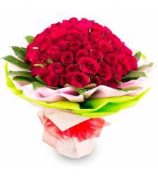 100 Fresh Red Roses in Special Bouquet