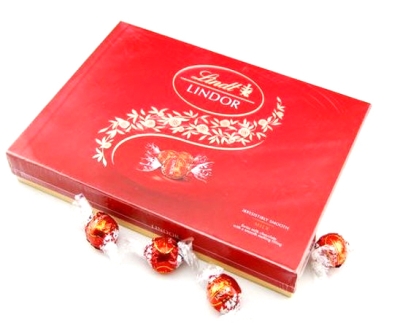 Send Lindt Lindor Milk Chocolate 168g to Cebu Philippines